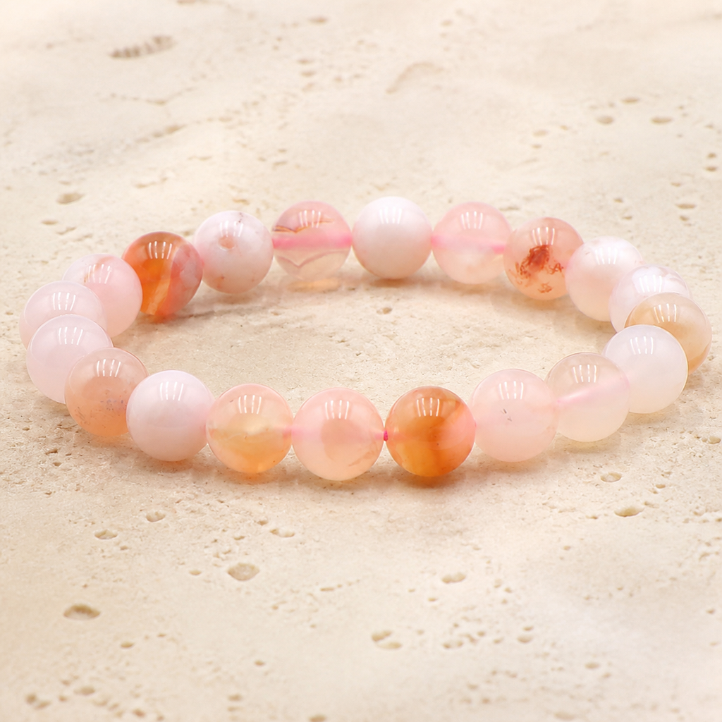 Bracelet en agate fleur de cerisier 10 mm sur travertin clair