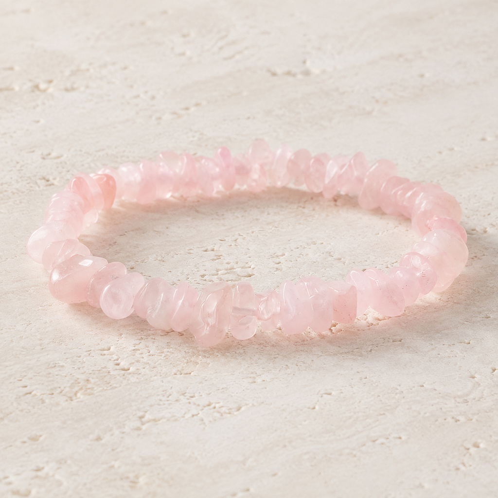Bracelet baroque en quartz rose, vue complète sur pierre claire