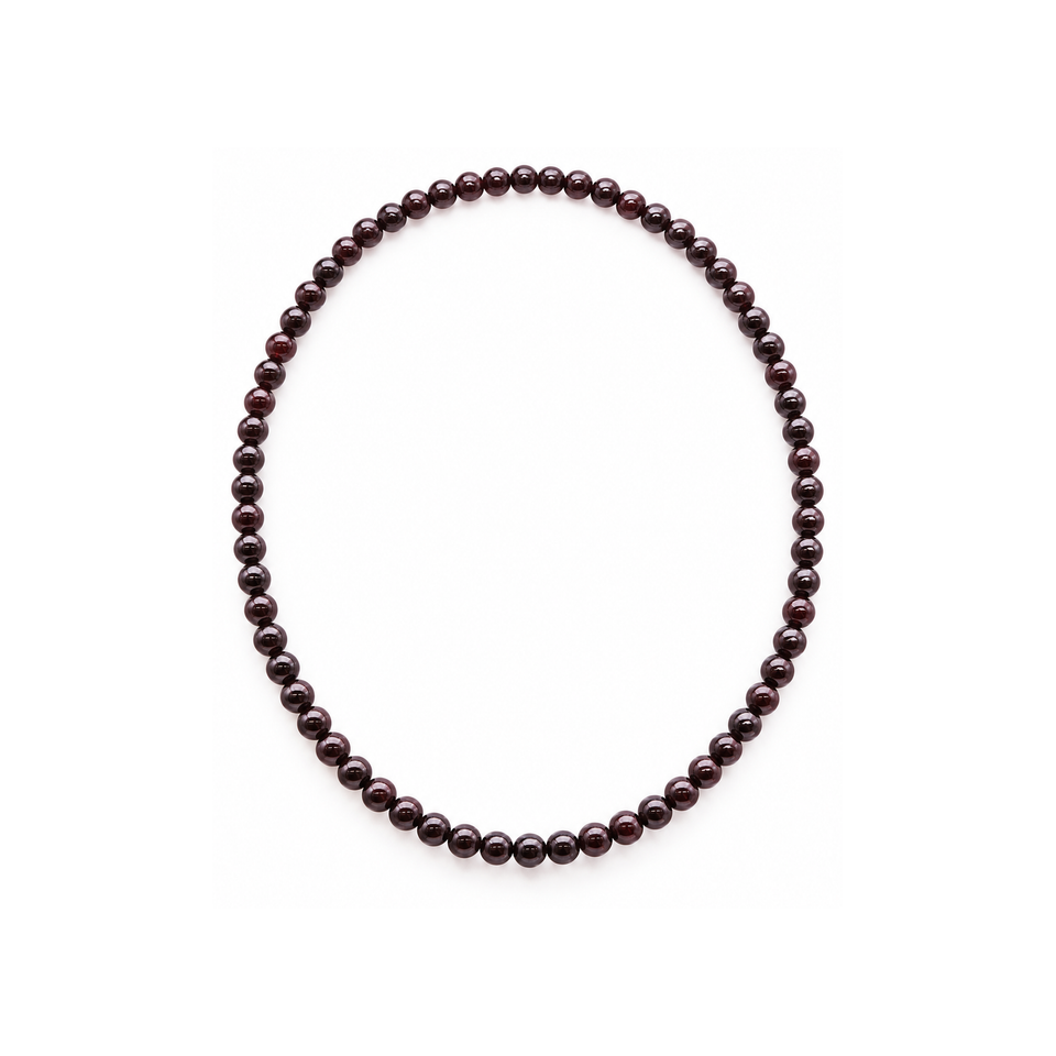 Collier en grenat rouge 6 mm - 45 cm, vue complète sur fond blanc pur