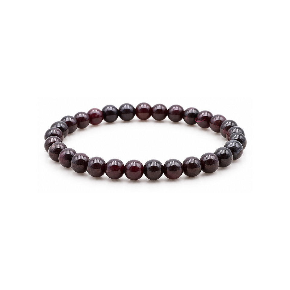 Bracelet en grenat rouge 6 mm, vue complète sur fond blanc pur
