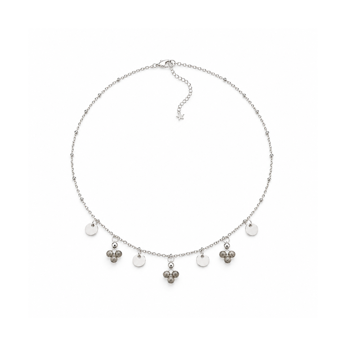 Collier en cristal de roche tourmaliné : collier complet sur blanc