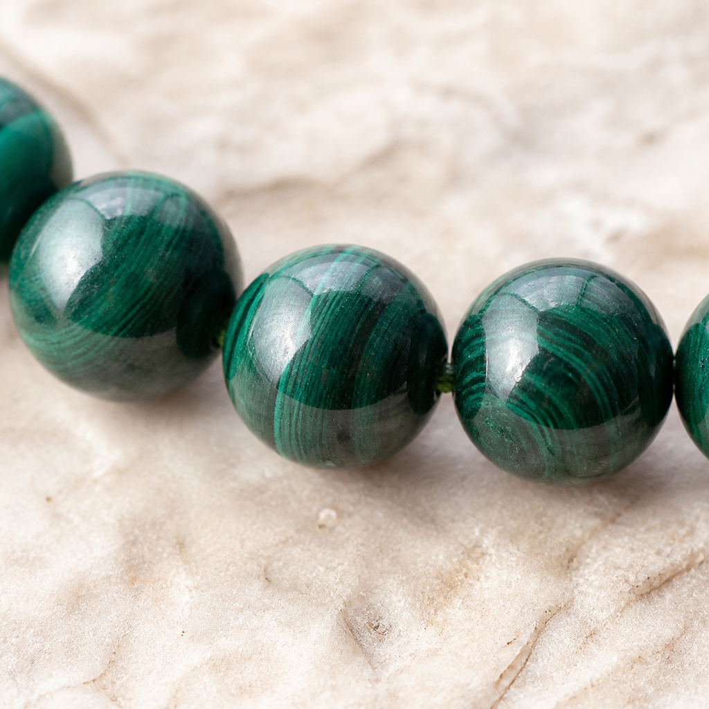 Bracelet en malachite - Perles de 6 mm, macro de la matière et des détails vérifiés