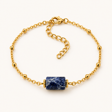 Bracelet Cléa doré en sodalite 8 mm sur fond Nacre MilAura