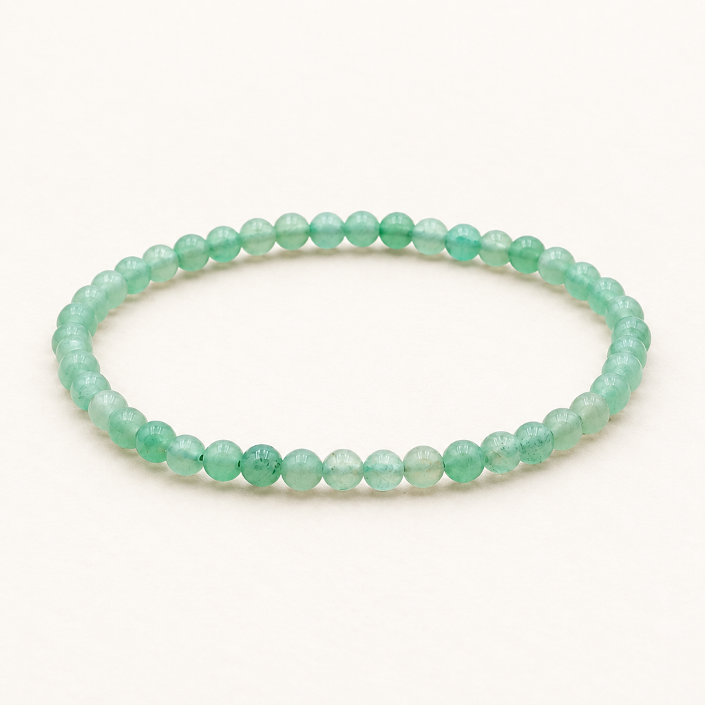 Bracelet en aventurine verte 4 mm - 16 à 18 cm sur fond Nacre MilAura