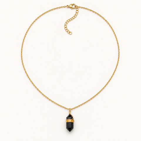 Collier doré en obsidienne noire sur fond Nacre MilAura