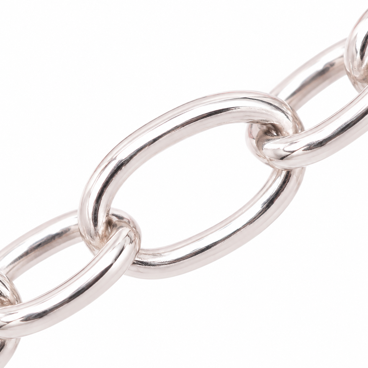 Chaîne argentée maille forçat réglable 45 cm - 02, détail de matière