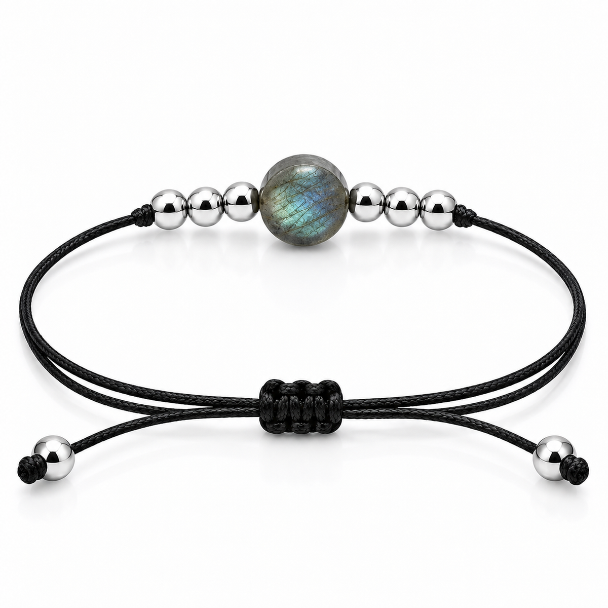Détail technique du réglage et de la construction du bracelet argenté en labradorite 8 mm