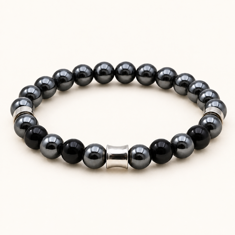 Bracelet Kahel en onyx et hématite sur fond Nacre MilAura