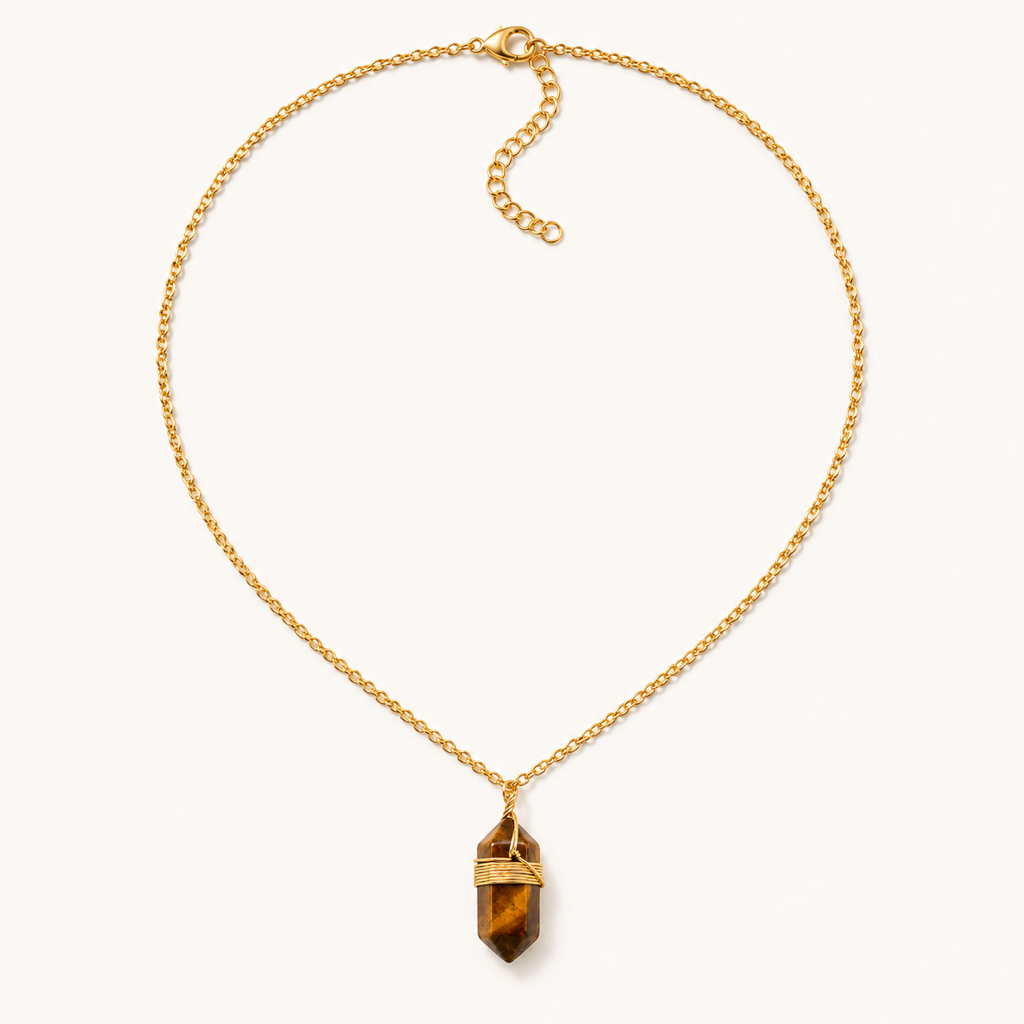 Collier doré en œil de tigre sur fond Nacre MilAura