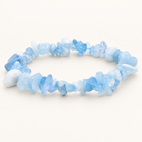 Bracelet baroque en aigue-marine du Brésil AA - 16 à 18 cm sur fond Nacre MilAura