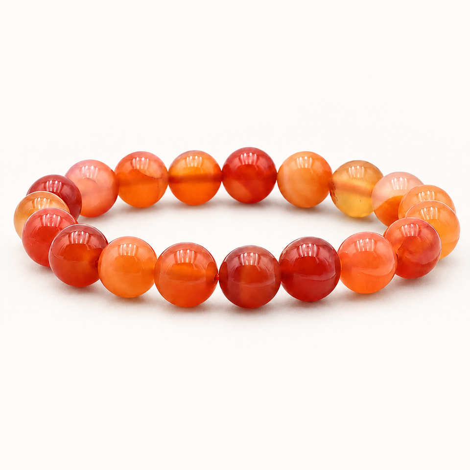 Bracelet en cornaline 10 mm - 16 à 18 cm sur fond Nacre MilAura