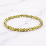 Bracelet Péridot — Photo produit sur marbre