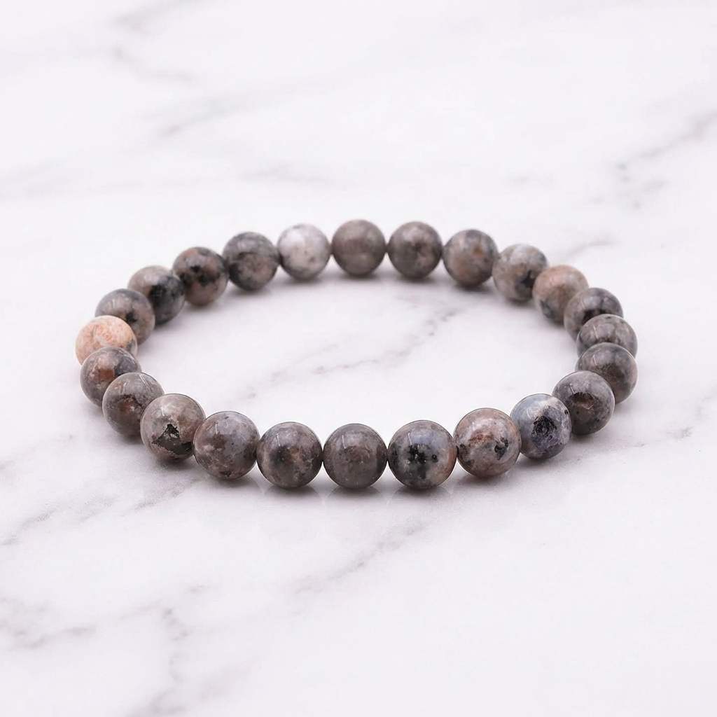 Bracelet Yooperlite — Photo produit sur marbre