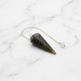 Pendule Labradorite — Photo produit sur marbre
