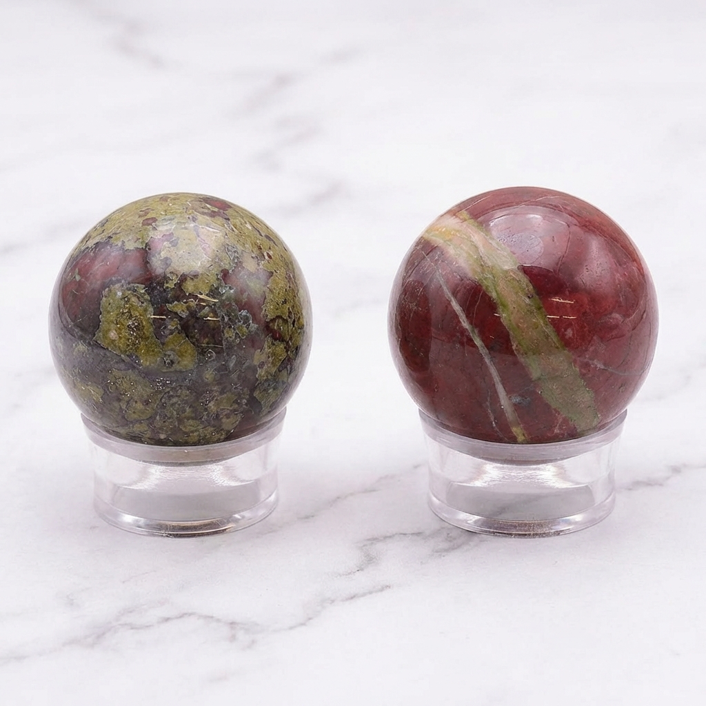 Sphère Jaspe Sang De Dragon — Photo produit sur marbre