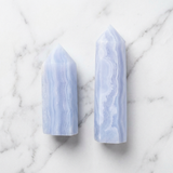 Pointe Calcédoine Bleue — Photo produit sur marbre