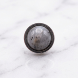 Boucles d'Oreilles Larvikite — Photo produit sur marbre