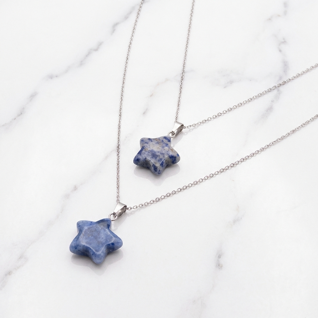 Pendentif Étoile Sodalite — Photo produit sur marbre