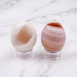 Oeuf Agate Cristallisée — Photo produit sur marbre